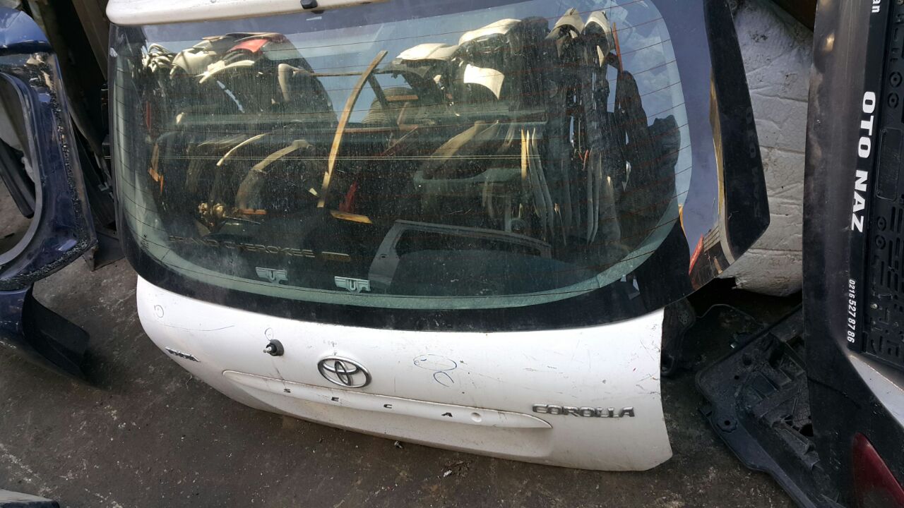 2002 - 2007 TOYOTA COROLLA ÇIKMA BAGAJ KAPAĞI